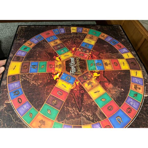 Lord of the Rings Trivial Pursuit 2004 2 DVD Edition Pre-Owned- Fast Shipping - Picture 6 of 9